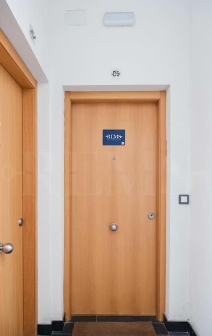 Relaxing Apartment With Parking In The Center By Rems Málaga Esterno foto