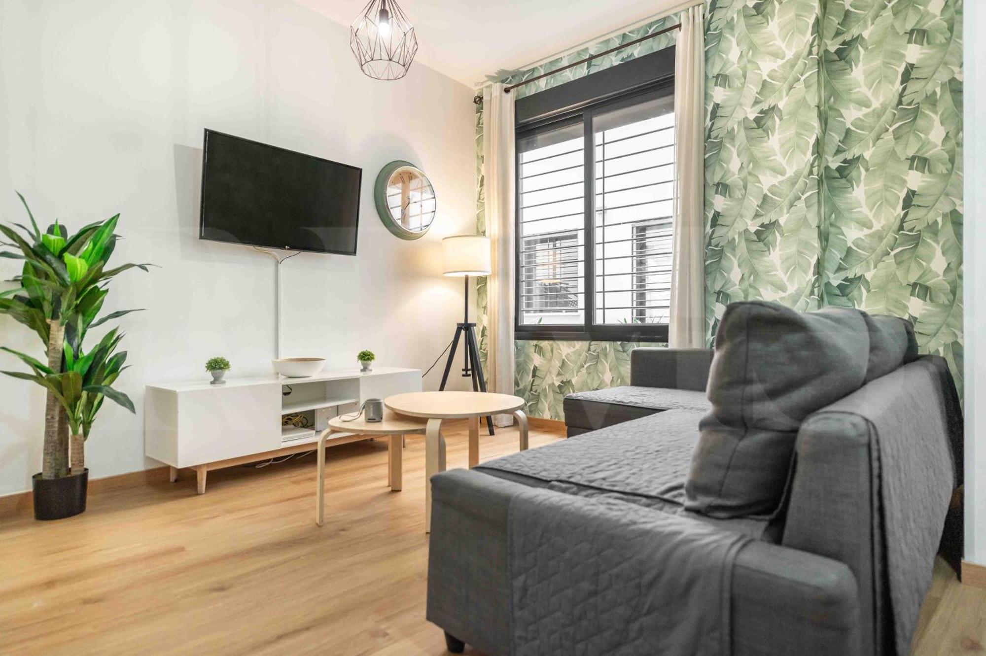 Relaxing Apartment With Parking In The Center By Rems Málaga Esterno foto